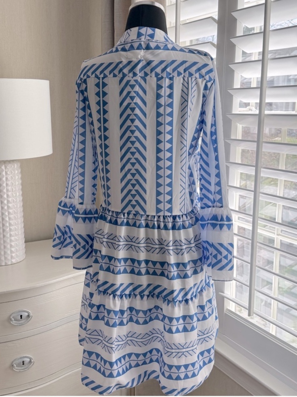 Arthur Jane Claire Blue White Aztec Print Tiered Dress, Size Large NEW - Picture 3 of 4